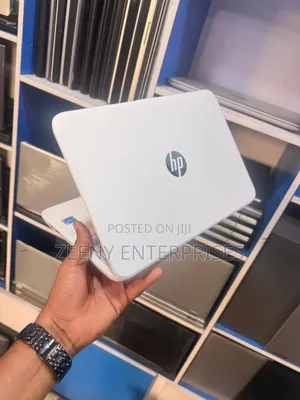 Laptop HP Stream 11 Pro G3 2GB Intel SSD 32GB