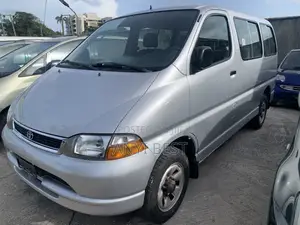 Toyota HiAce 2007 Silver