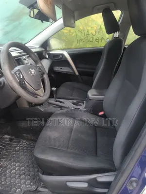 Toyota RAV4 LE 4dr SUV (2.5L 4cyl 6A) 2014 Blue