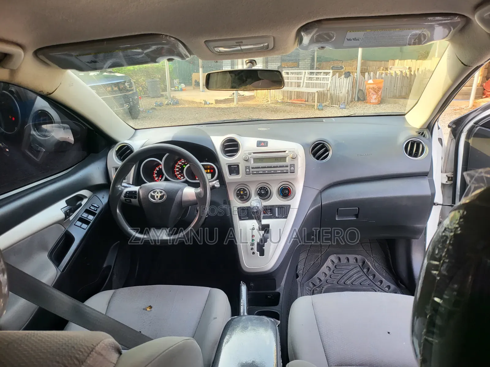 Toyota Matrix 2009 White