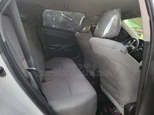 Toyota Matrix 2009 White