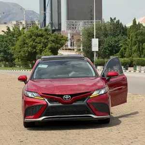 Toyota Camry XSE 2022 Red