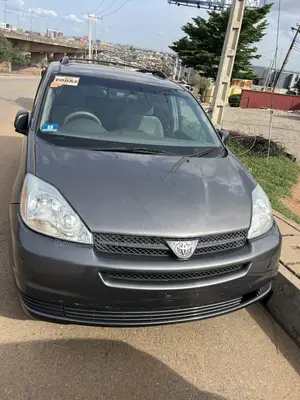 Toyota Sienna 2005 Gray