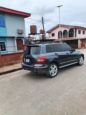 Mercedes-Benz GLK-Class 2011 Gray
