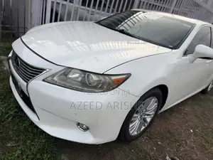 Lexus ES 350 FWD 2014 White