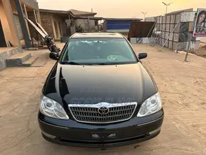 Toyota Camry LE 4dr Sedan (2.4L 4cyl 4A) 2004 Black