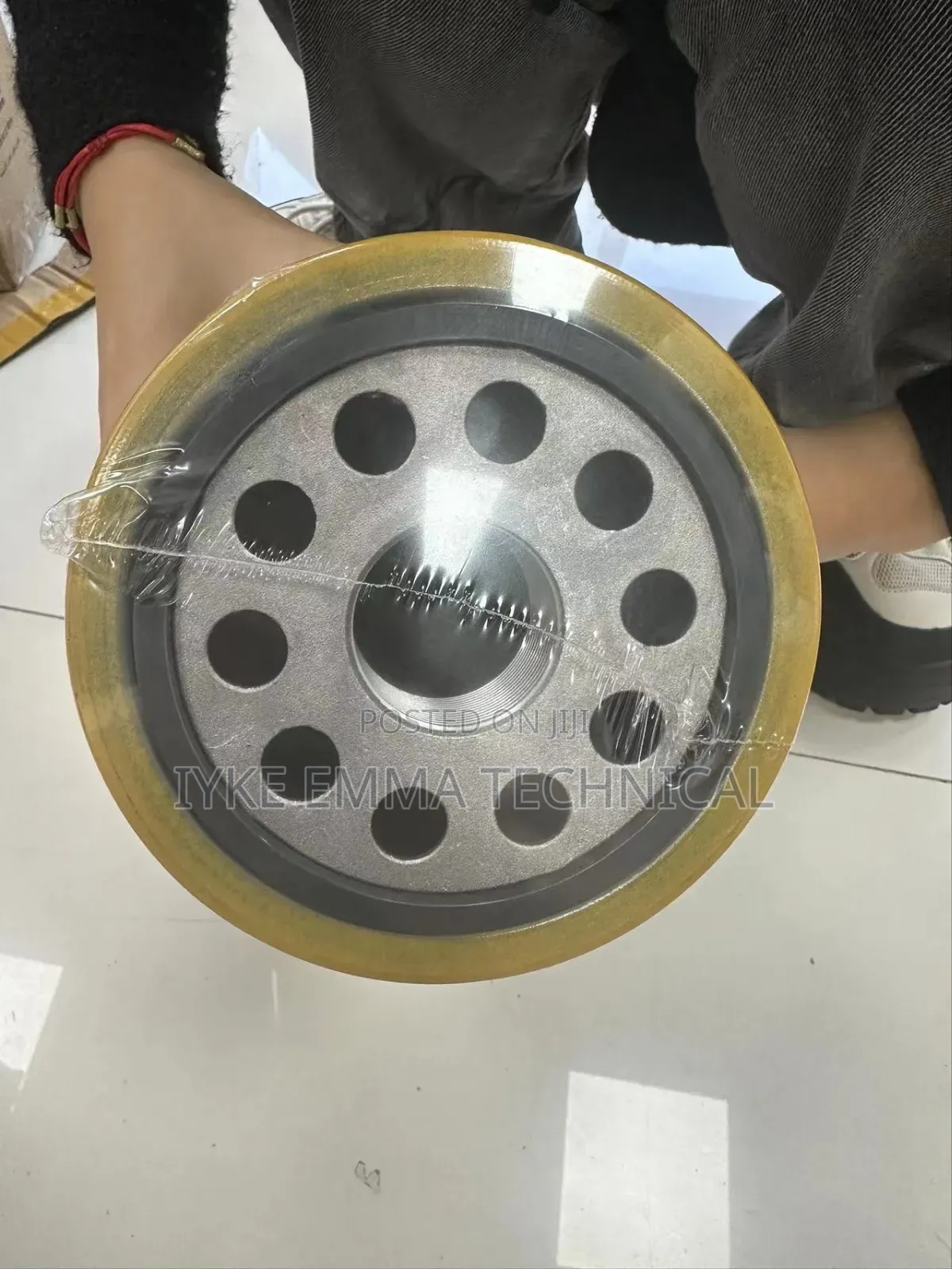 Cat Engine Oil Filter 1r-1808