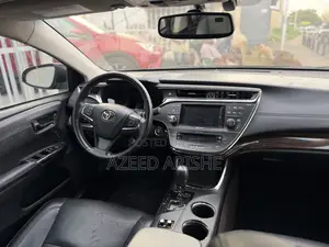 Toyota Avalon Limited 4dr Sedan (3.5L 6cyl 6A) 2014 Black