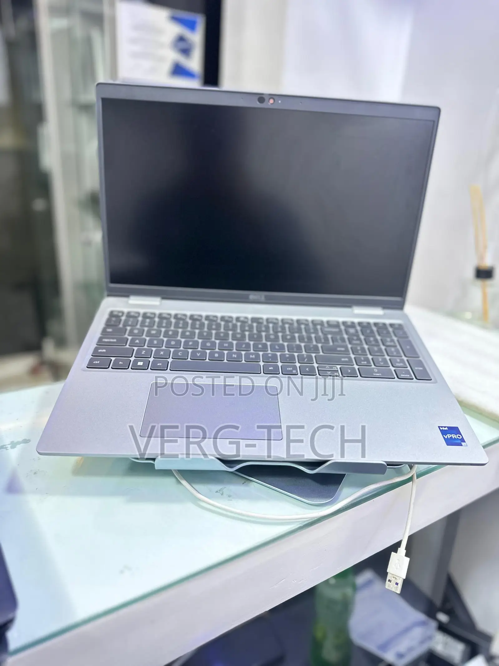Laptop Dell Latitude 5530 16GB Intel Core i7 SSD 512GB