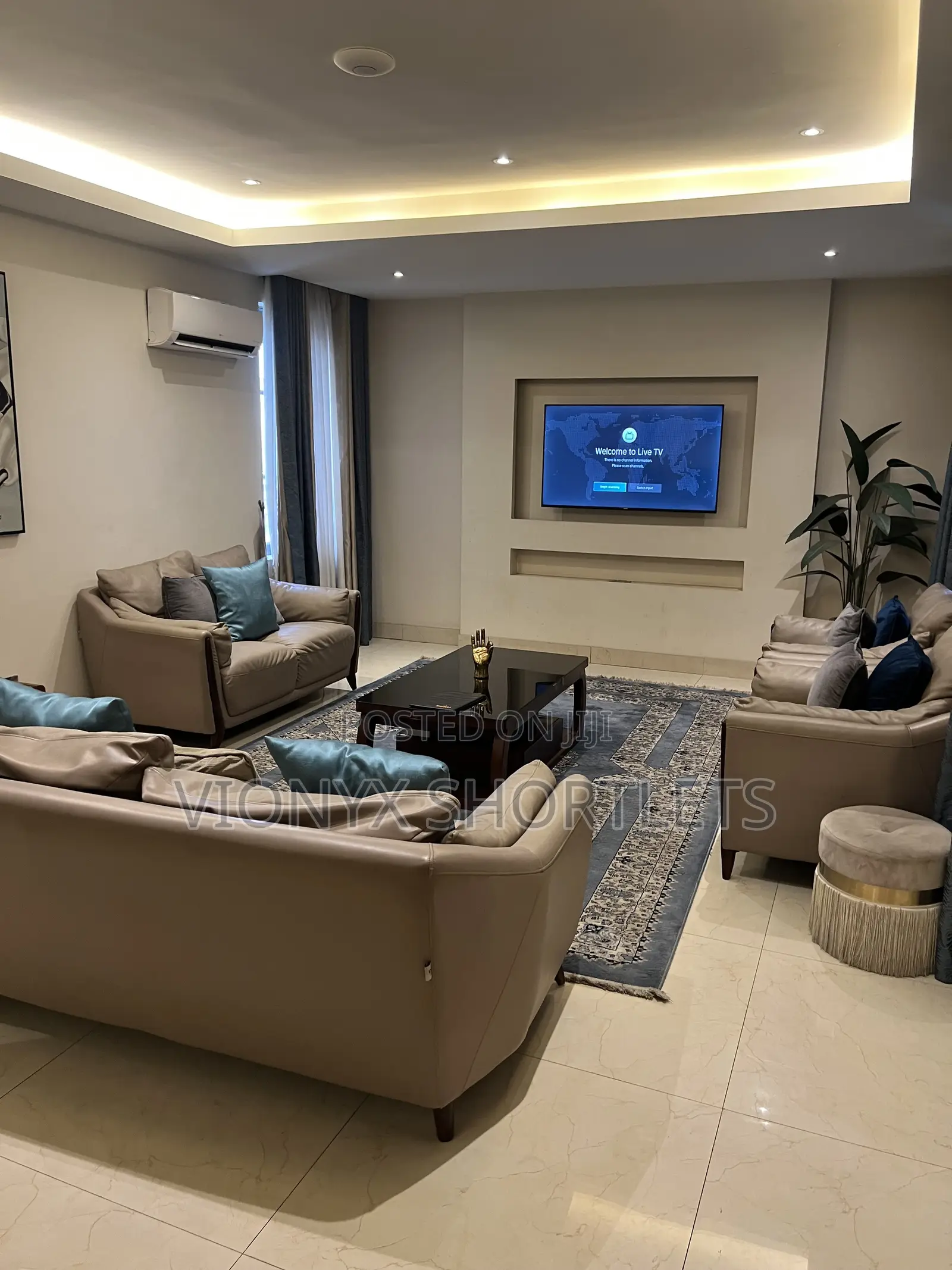 Service Apartment