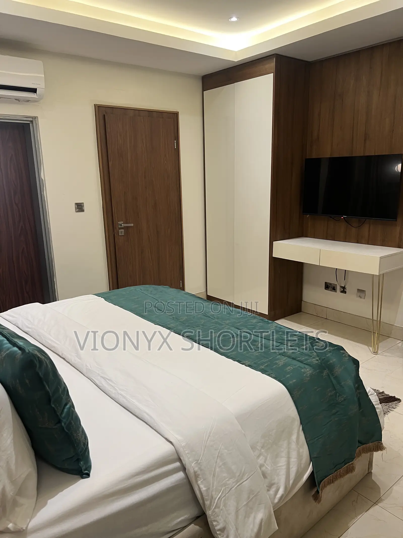 Service Apartment