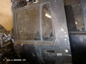 Range Rover Compenet Door