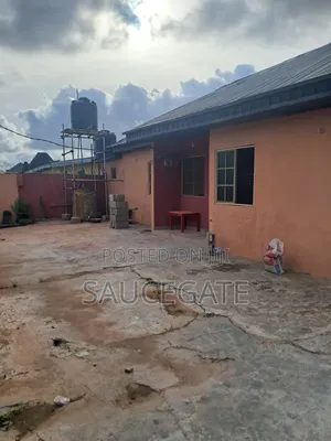 3bdrm Bungalow in Prototype Estate, Satellite Town for rent