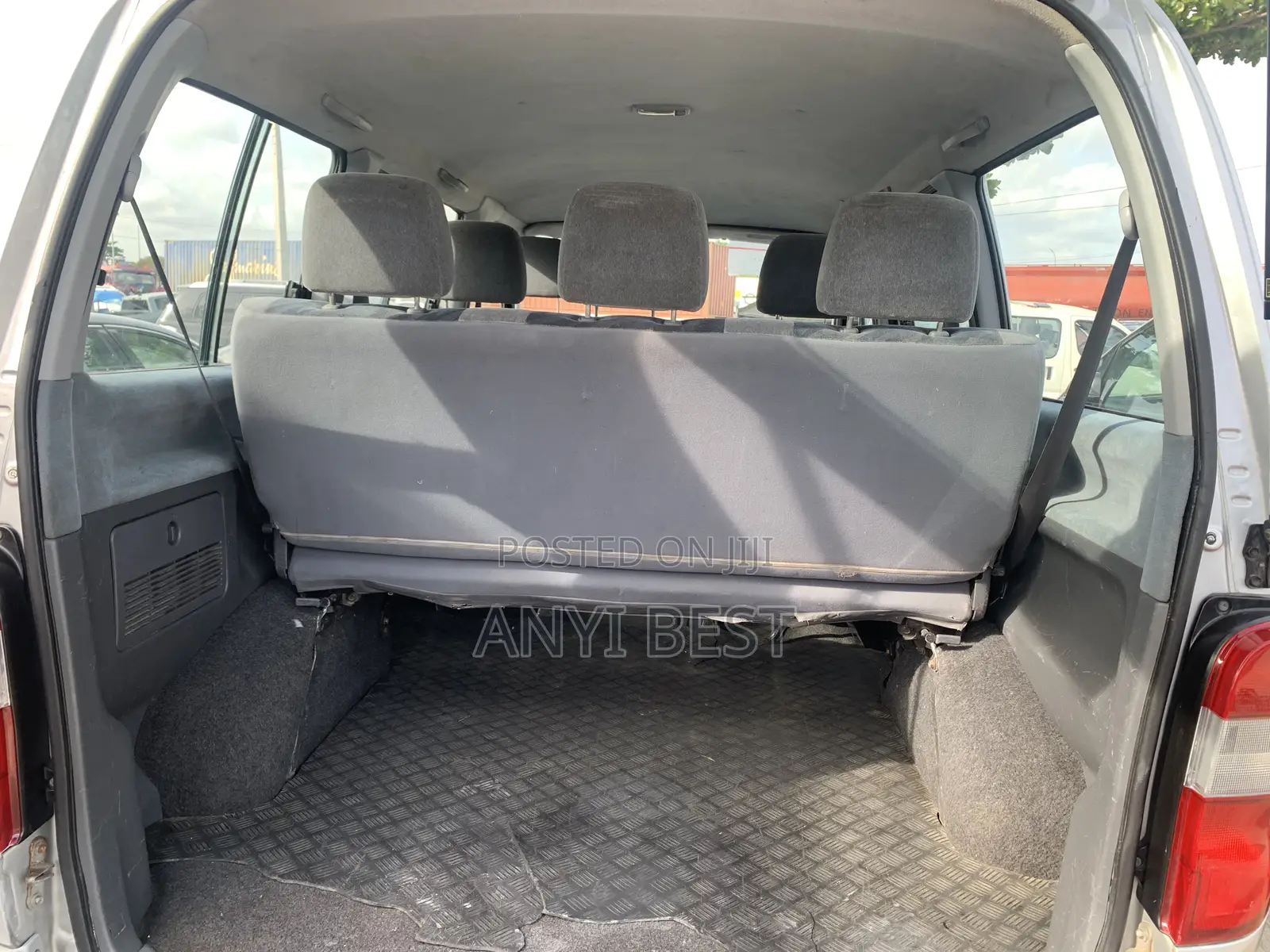 Toyota HiAce 2007 Silver