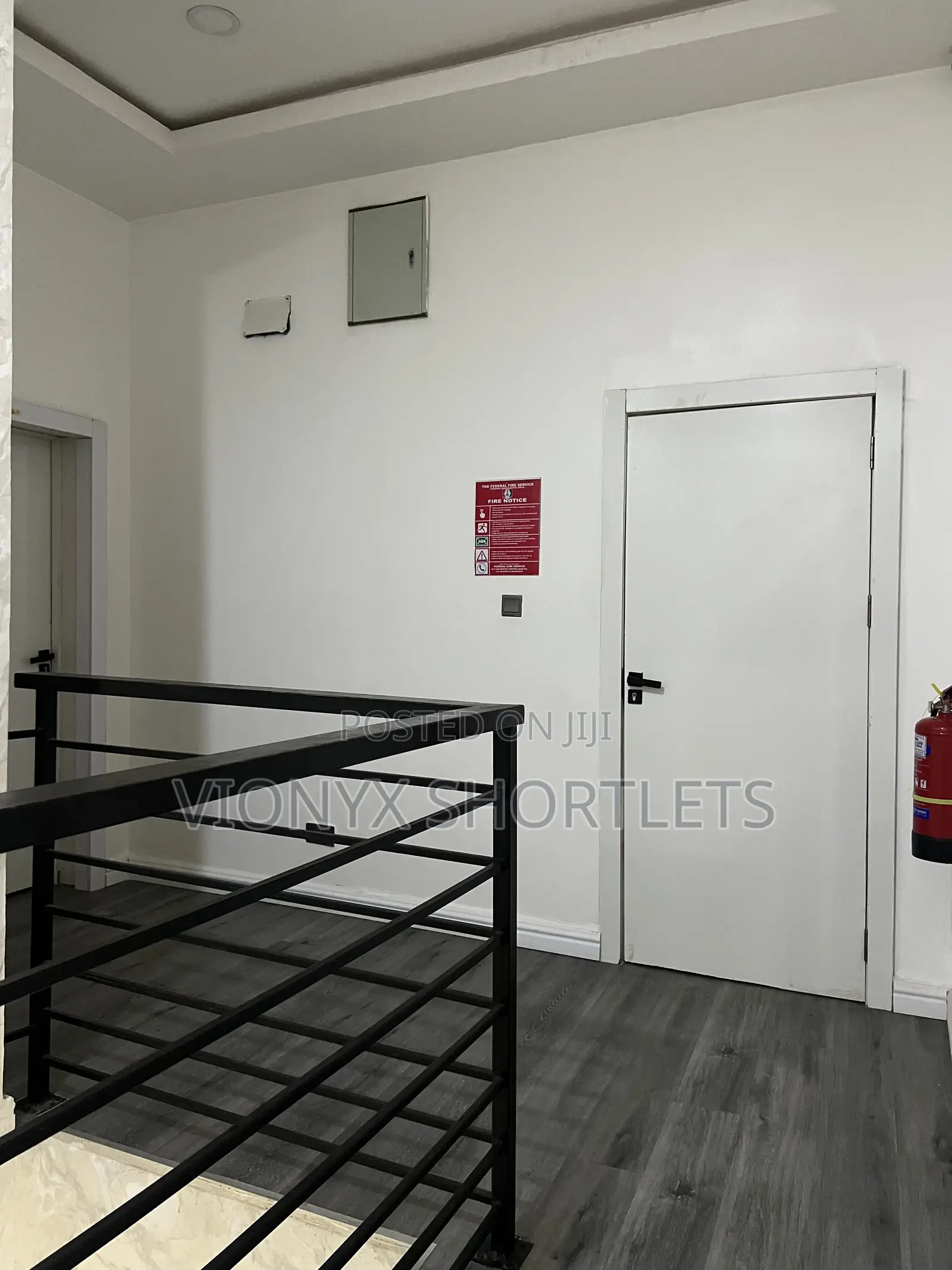 Service Apartment