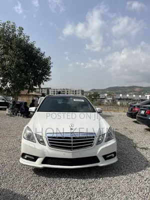 Mercedes-Benz E350 Base 4dr Sedan RWD (3.5L 6cyl 7A) 2010 White