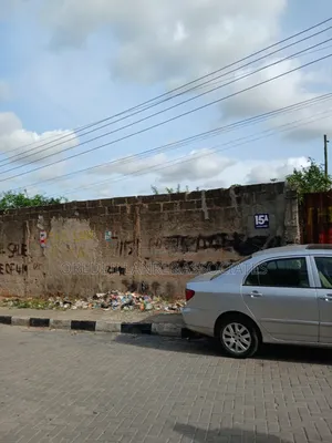 Prime 550sqm in an Estate at Ogba. C of O.