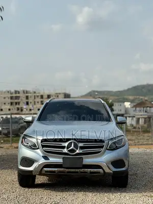 Mercedes-Benz GLC-Class 2016 Blue