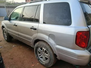 Honda Pilot 2005 Silver