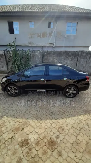 Toyota Yaris 1.5 Automatic 2009 Black