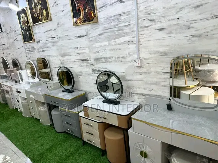 Quality Executive Dressing Mirror