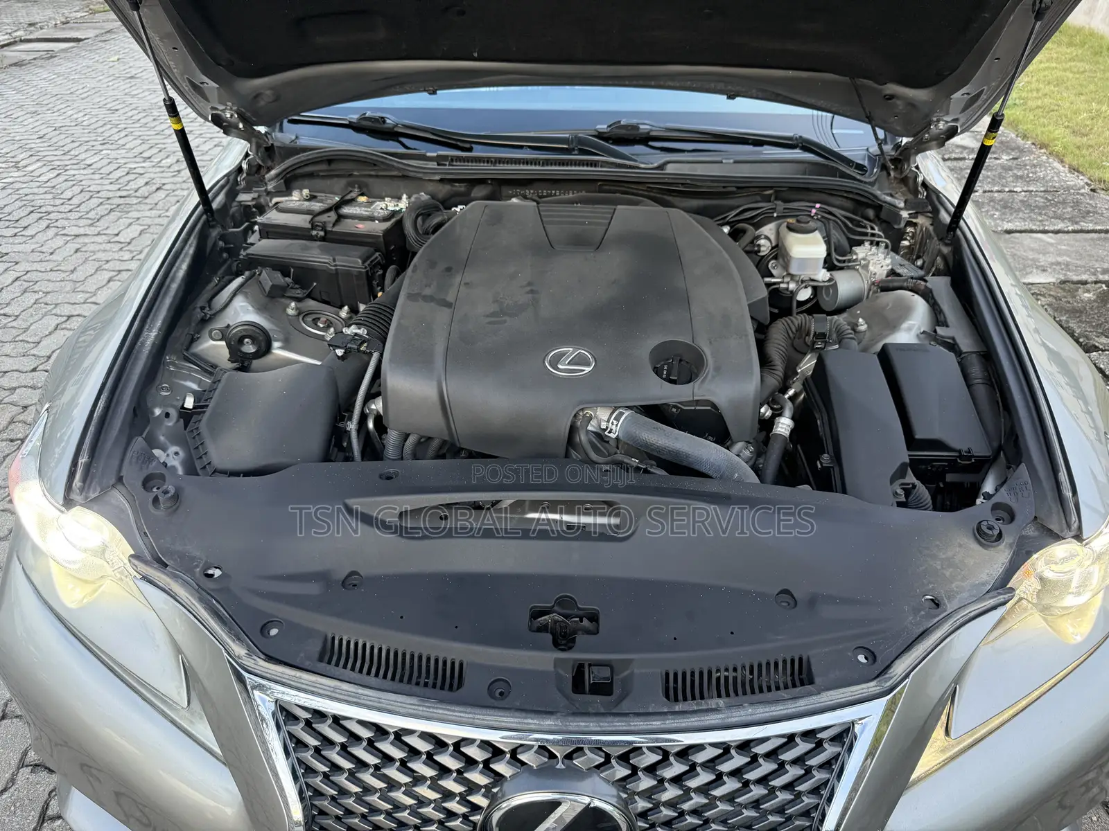 Lexus IS 250 2015 Gold