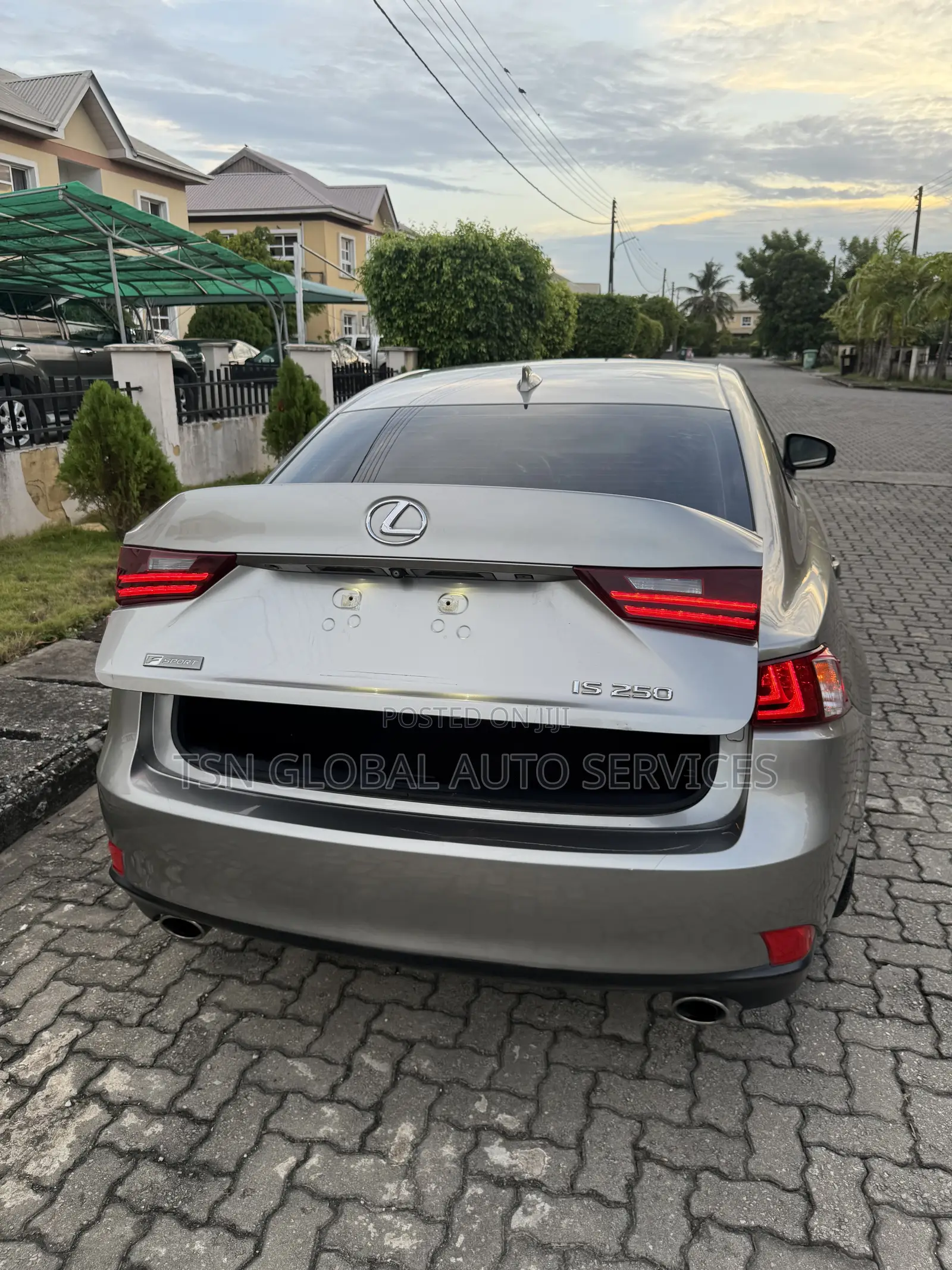 Lexus IS 250 2015 Gold