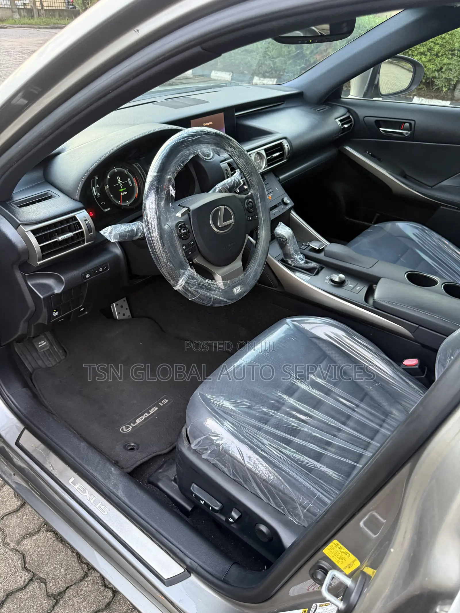 Lexus IS 250 2015 Gold