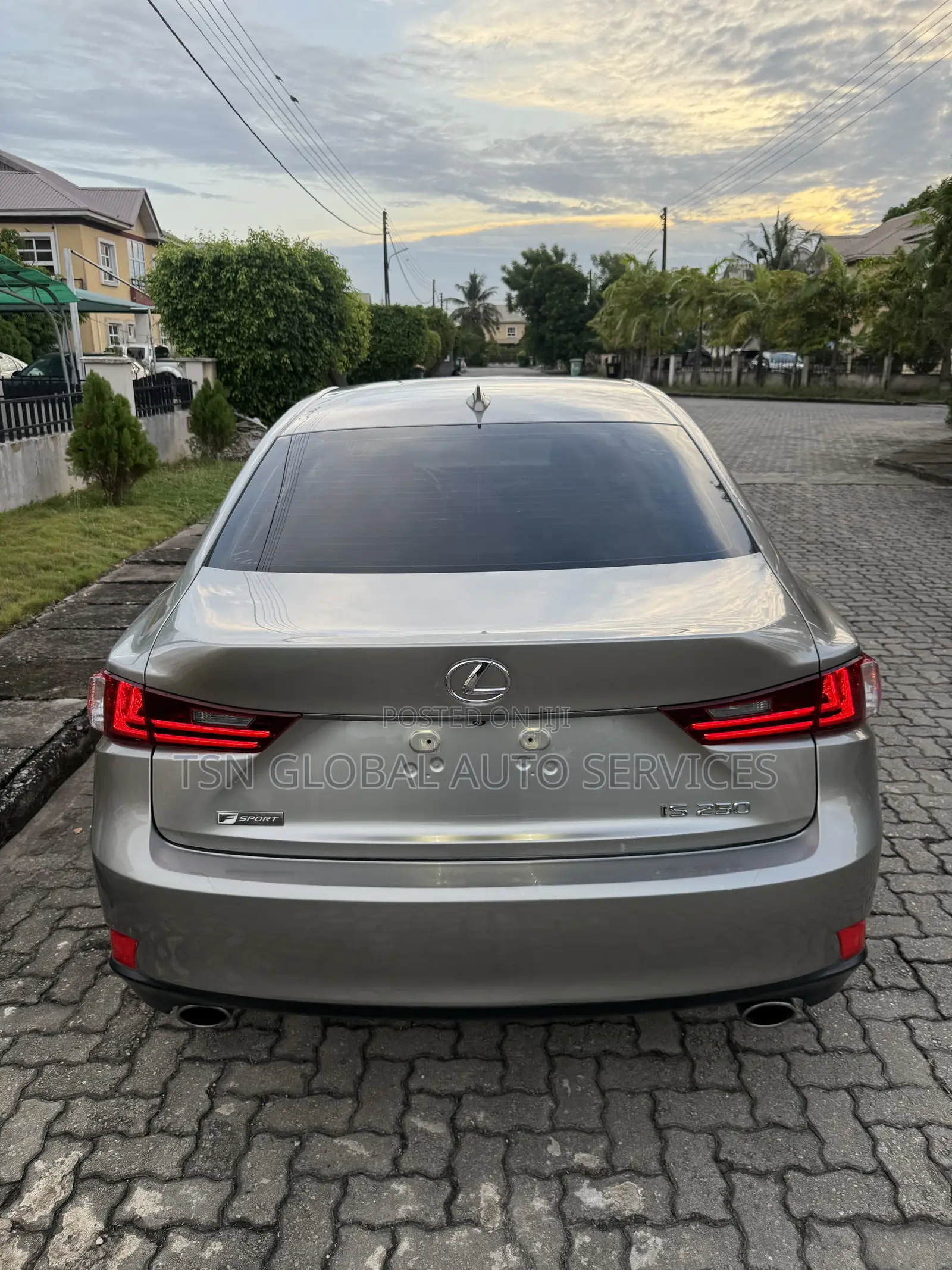Lexus IS 250 2015 Gold