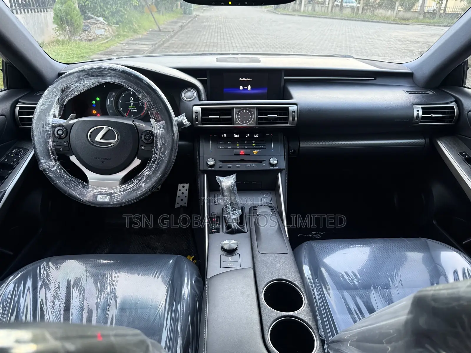 Lexus IS 250 2015 Gold