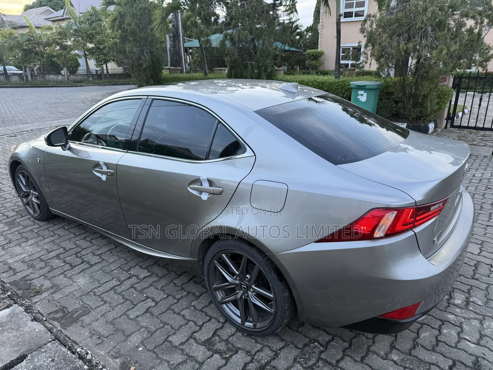 Lexus IS 250 2015 Gold