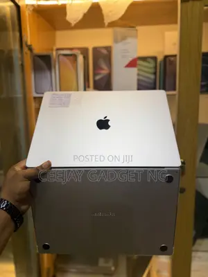 Apple MacBook Pro 2024 M4 Pro 16-inch 24GB Apple M4 Pro SSD 512GB