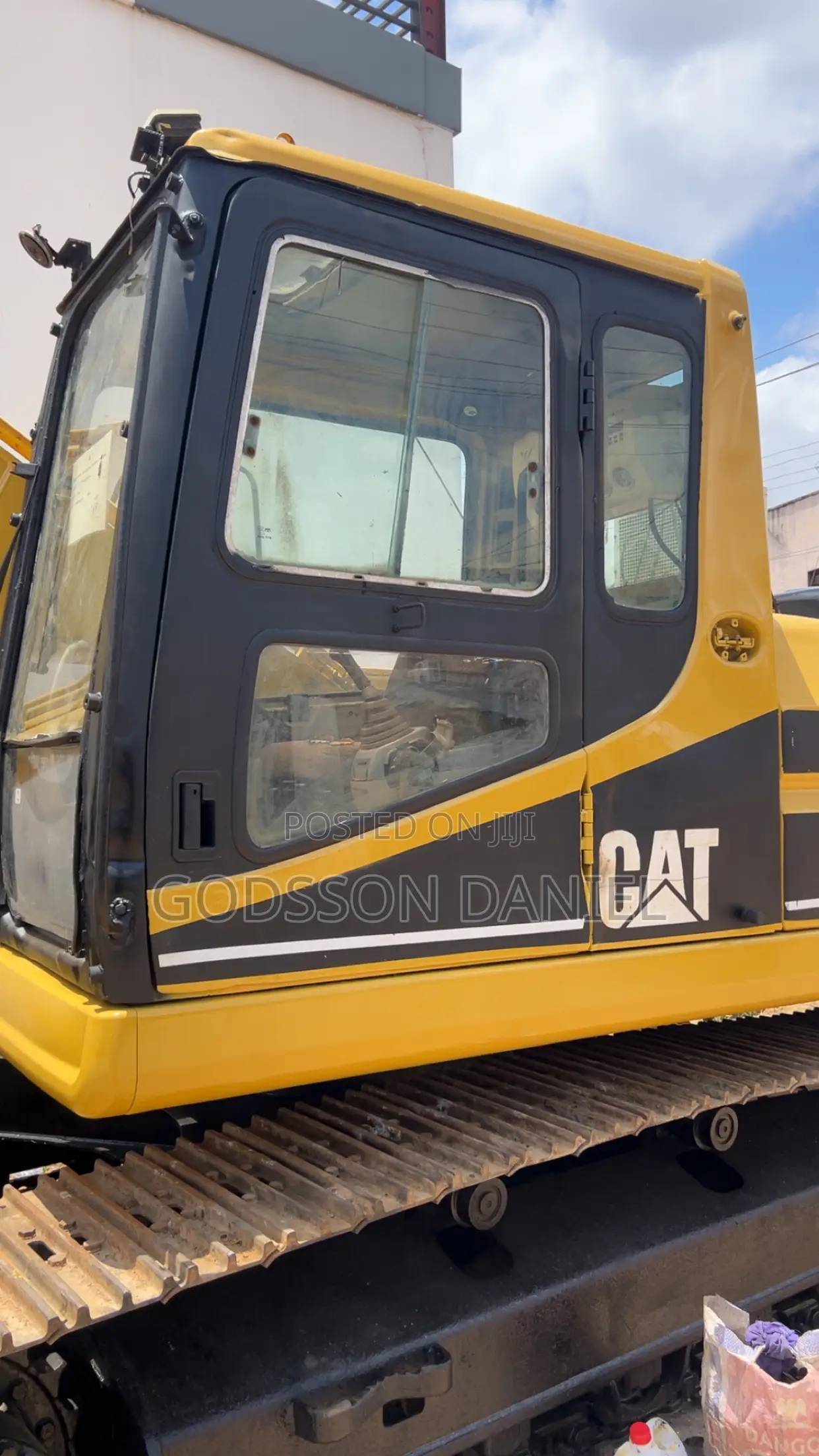 Cat Excavator for Hire