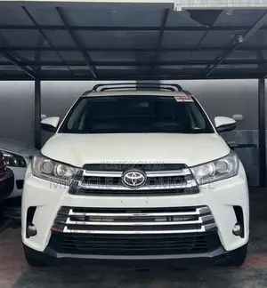 Toyota Highlander XLE V6 4x2 (3.5L 6cyl 6A) 2016 White