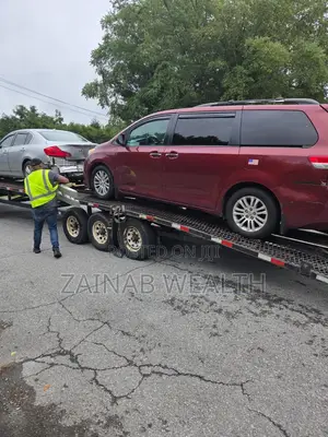 Toyota Sienna XLE FWD 8-Passenger 2013 Burgundy