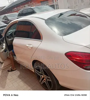 Mercedes-Benz C300 2015 White