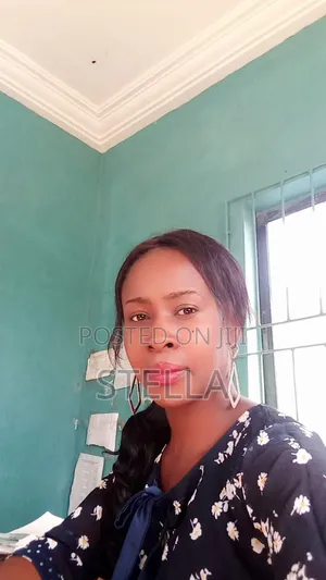 Stella Olowu