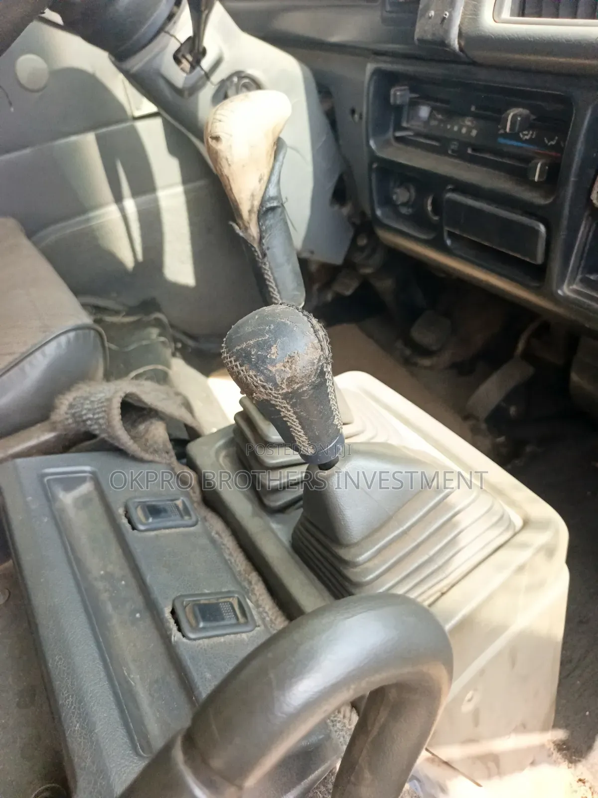 Mitsubishi L300 2005 Blue