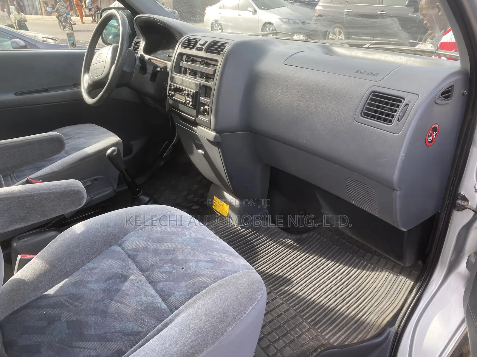 Toyota HiAce 2006 Silver