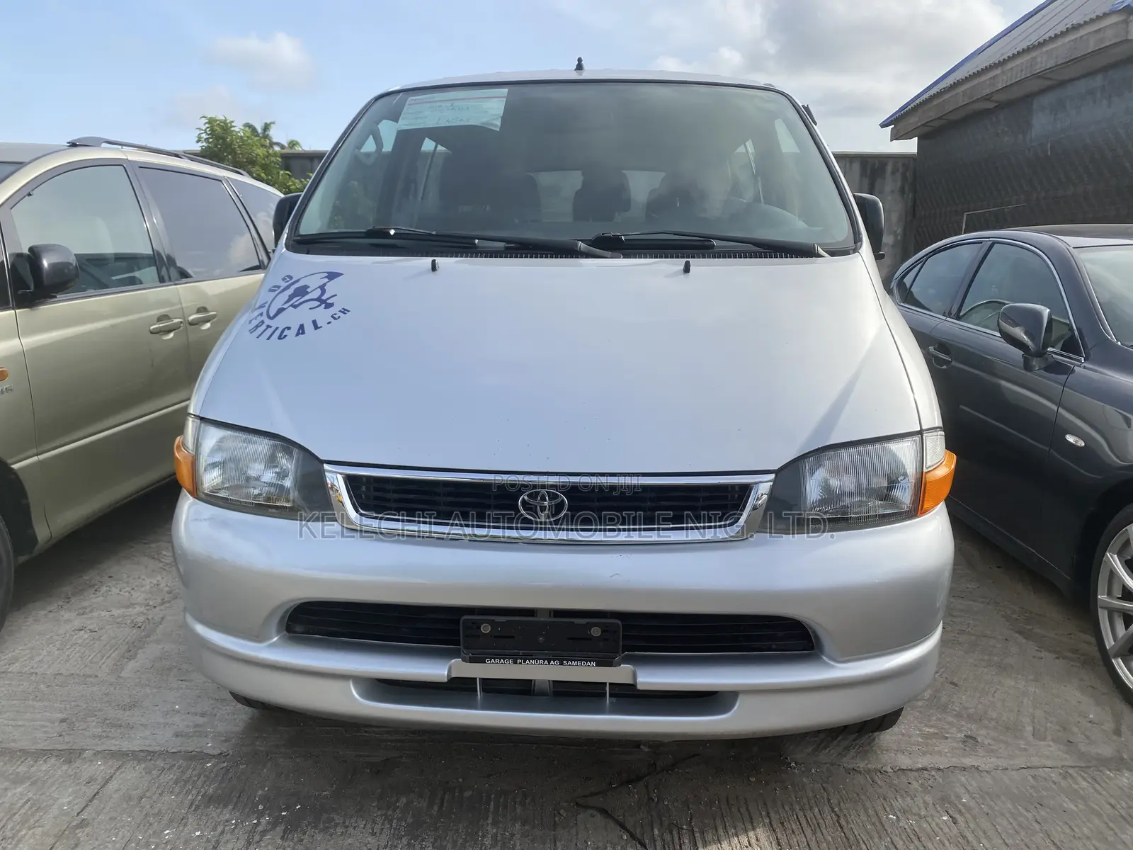 Toyota HiAce 2006 Silver