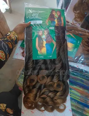 8x Expression Curly Braid
