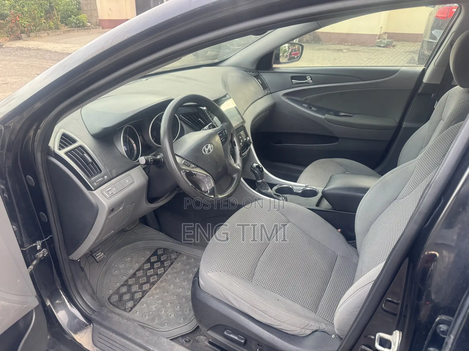 Hyundai Sonata 2011 Black