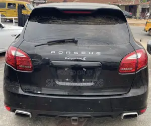 Porsche Cayenne S 2013 Black