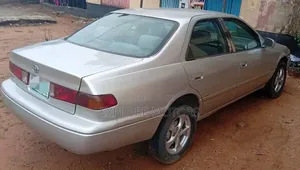 Toyota Camry 2002 Silver