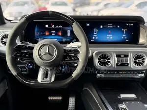 New Mercedes-Benz G-Class 2025 Black