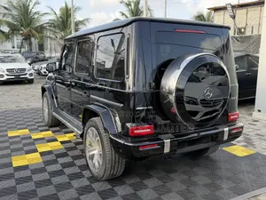 Mercedes-Benz G-Class 2025 Black