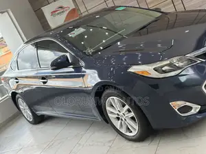 Toyota Avalon XLE 4dr Sedan (3.5L 6cyl 6A) 2015 Blue