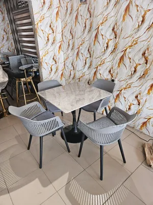 Elegant 4 Seater Dining Table Set