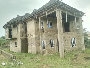 5bdrm Duplex in Shallom Estate, Ibadan for sale
