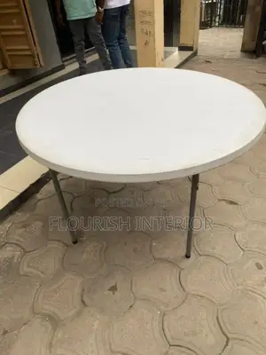 Quality Imported Unique Outdoor and Indoor Plastic Round Table.